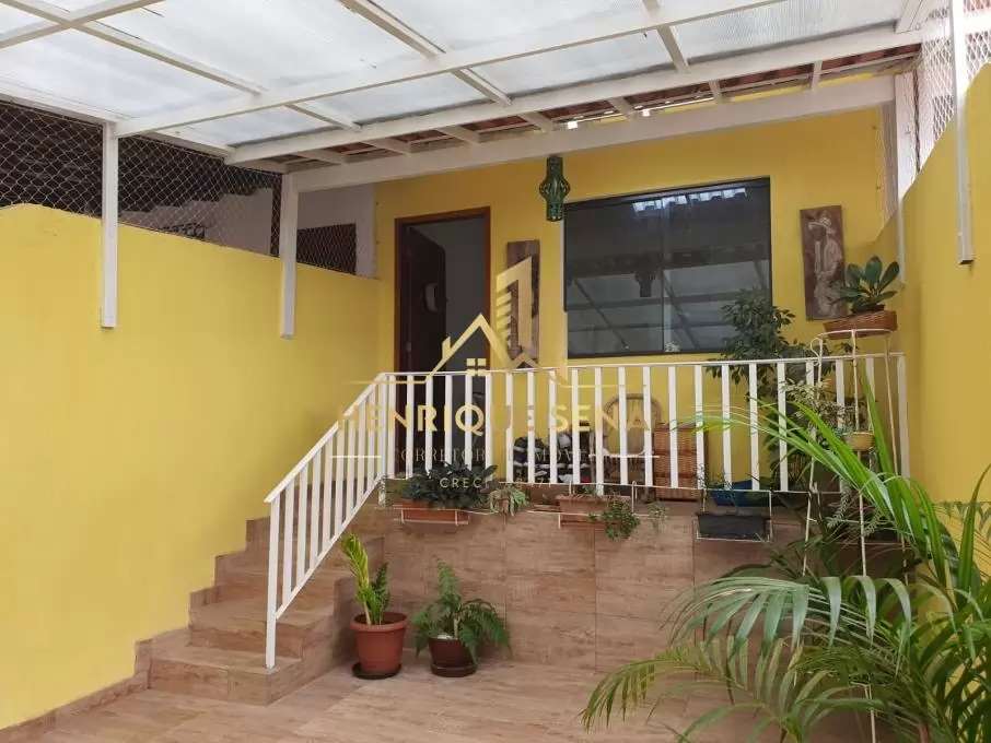 🚨 IMPERDÍVEL! CASA DUPLEX PRONTA PARA MORAR NO CENTRO DE SÃO PEDRO DA ALDEIA COM R$ 50 MIL DE DESCONTO!